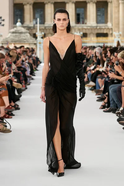 Look 44